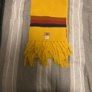 Avocados nation scarf